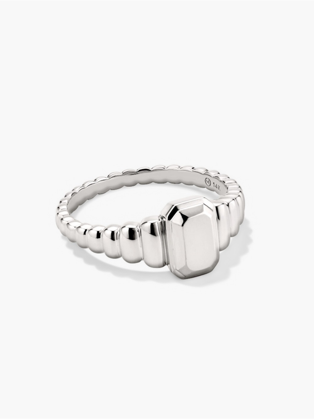 🪩 Mejuri Charlotte Step Cut Signet Ring ~ Sterling Silver